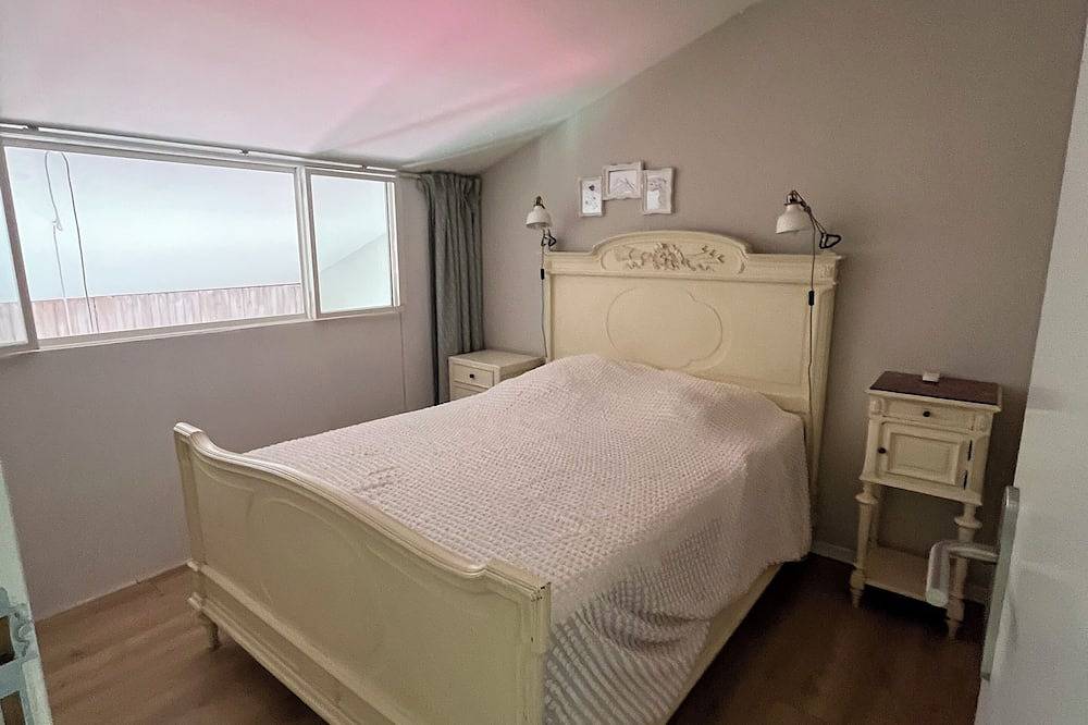 Ganze Wohnung, Herrlicher Meerblick und direkter Strandzugang in La Londe-les-Maures, Parc national Port-Cros