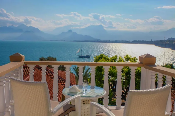 Casa de huéspuedes para 3 personas, con vistas además de piscina y jardín - 1