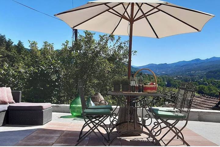 Gîte pour 6 personnes, avec terrasse ainsi que jacuzzi et jardin à Borgo Val di Taro - 4