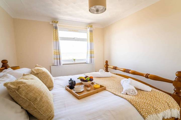 Stunning Sea View Penthouse - 2 Bedroom - 2 Bathr in Gorleston, Great Yarmouth