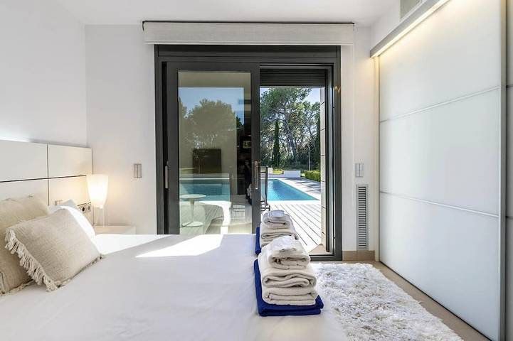 Villa Daruma, perfect retreat in the nature of Ibiza in Es Canar, Santa Eulària des Riu
