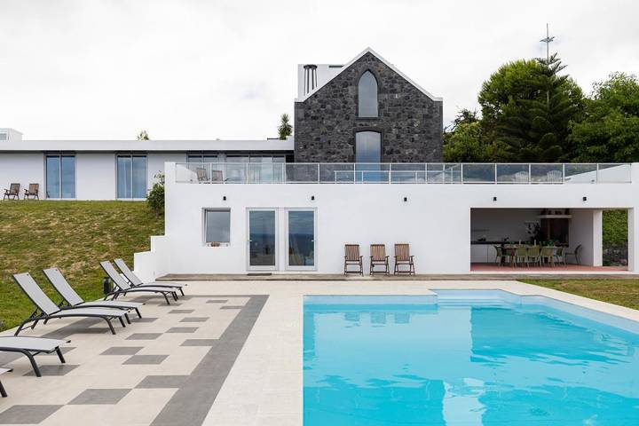Casa rural para 12 personas, con Balcón y Terraza además de Jardín y Piscina en Villa Franca Do Campo - 4