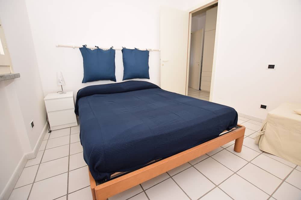 Ganze Wohnung, Promenade mit Blick auf die Promenade von Marciana Marina. in Marciana Marina, Elba