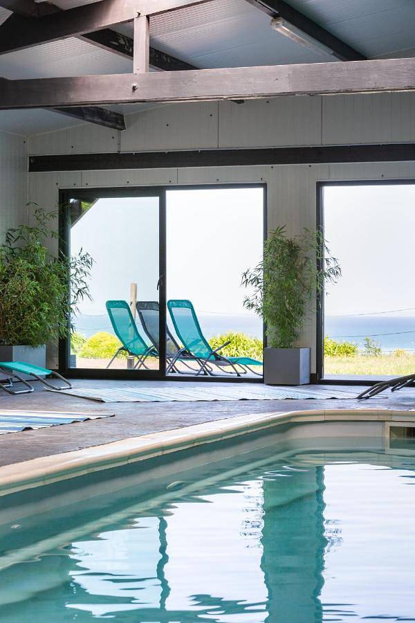 La Metairie du Vauhariot - Cottages de Caractère Vue Mer - Terrasse & Piscine Intérieure Chauffée in Cancale, Baie du Mont-Saint-Michel