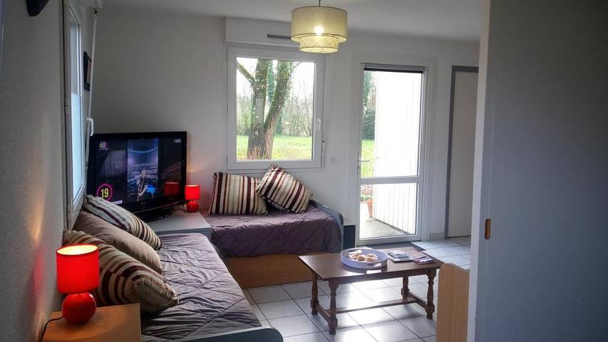 Gîte pour 4 personnes, avec jardin et vue, animaux acceptés dans Pescalis Moncoutant - 2