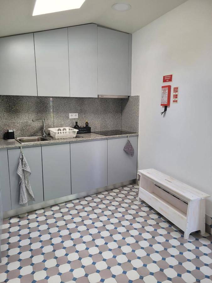 Gîte pour 4 personnes, avec terrasse et jardin, animaux acceptés à Estoril - 3
