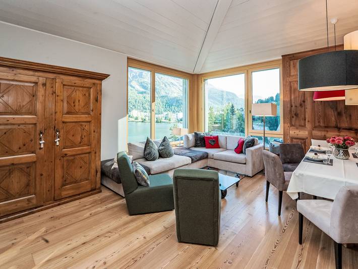 Ferienwohnung für 4 Personen, mit Balkon und Seeblick sowie Ausblick in St. Moritz - 2