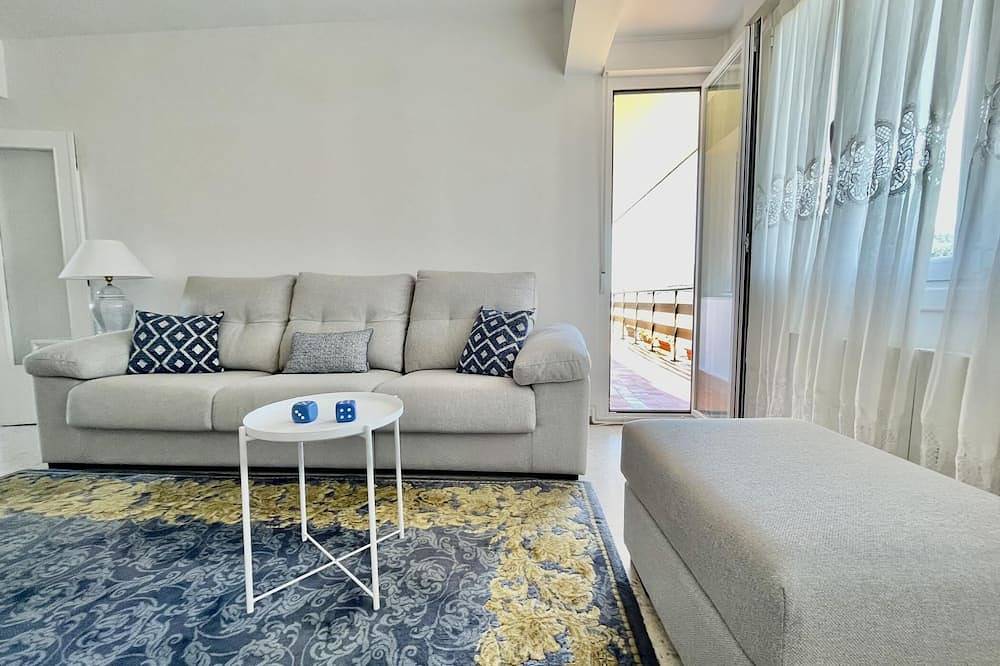 Entire apartment, San Antonio Beach Flat in Urdaibai Biosphere Reserve