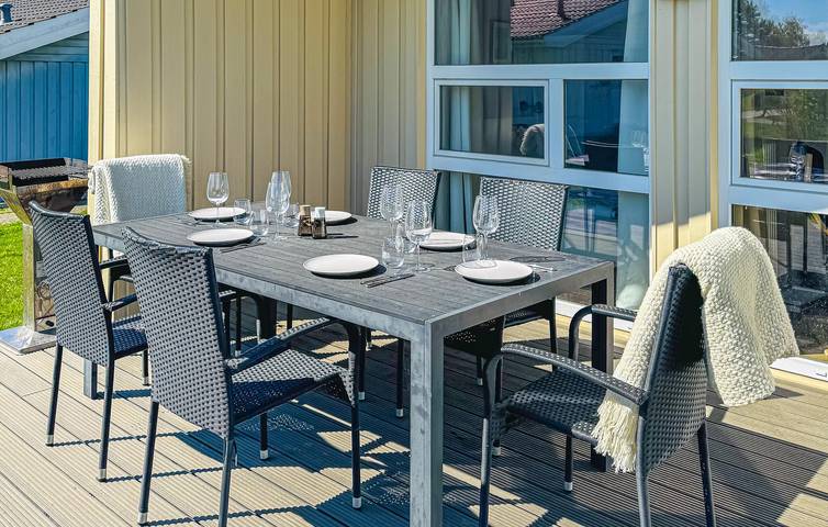 Ferienhaus für 8 Personen, mit Terrasse und Sauna sowie Whirlpool und Garten, mit Haustier in Schönhagen - 2