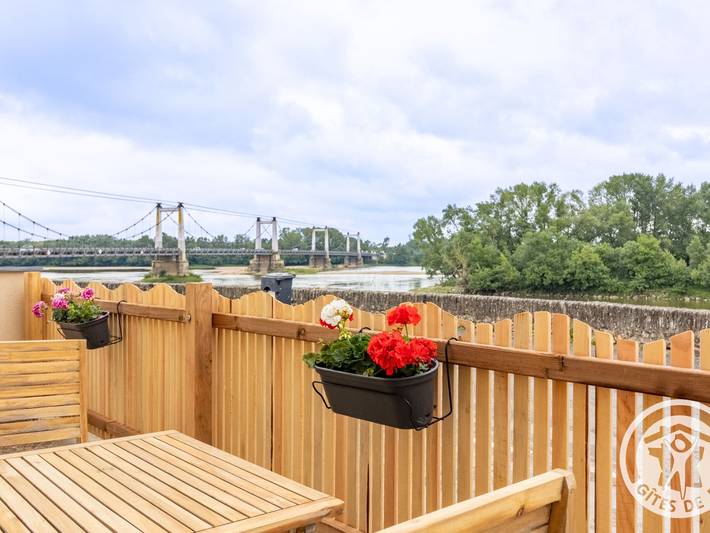 Gîte pour 4 personnes, avec terrasse et jacuzzi à Montjean-sur-Loire