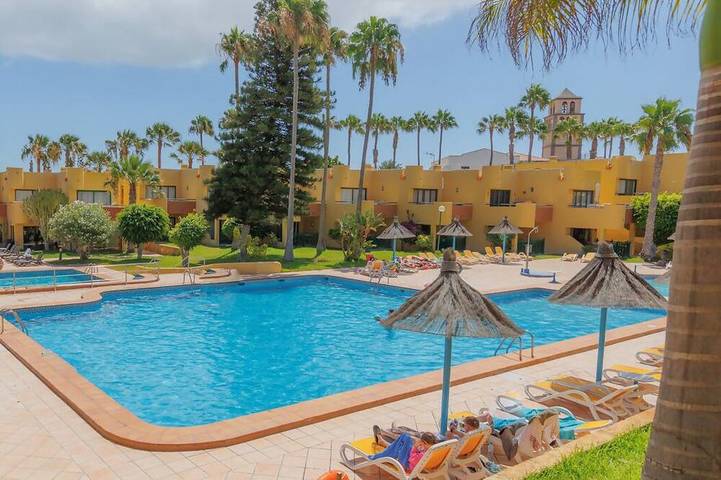 Apartamento de vacaciones para 4 personas, con piscina y balcón - 1