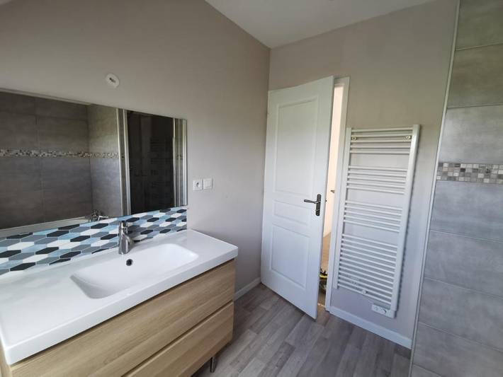 Location de vacances pour 6 personnes, avec vue et jardin à Saint-Martin-des-Entrées - 3