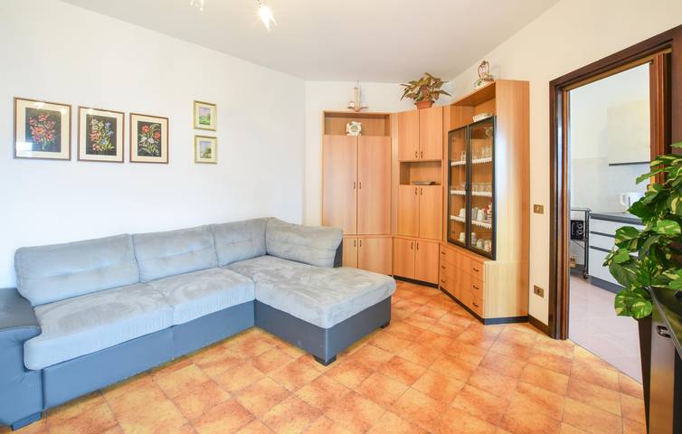 Ganze Ferienwohnung, Ferienhaus am Meer mit WLAN und Parkplatz – 1 km vom Strand entfernt in Ponte Caffaro, Bagolino