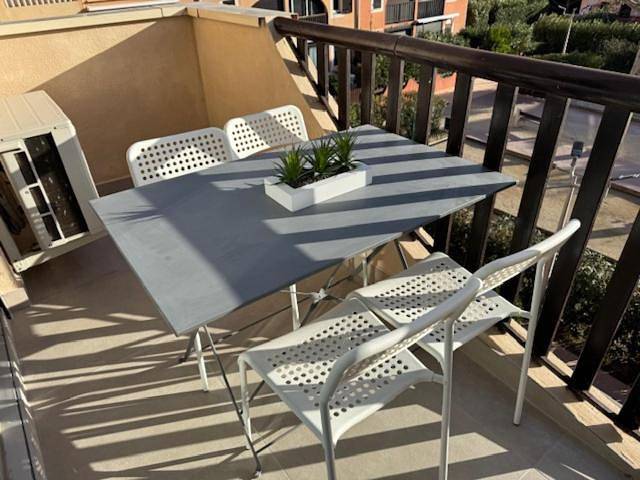 Gîte pour 5 personnes, avec piscine et terrasse dans Office De Tourisme De Canet En Roussillon - 4