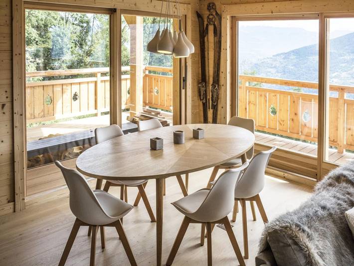 Villa pour 10 personnes, avec sauna ainsi que terrasse et jardin en Suisse - 2