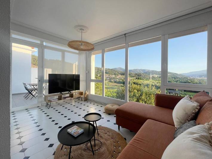 Chalet para 13 personas, con piscina además de jardín y vistas en Provincia de Orense - 2