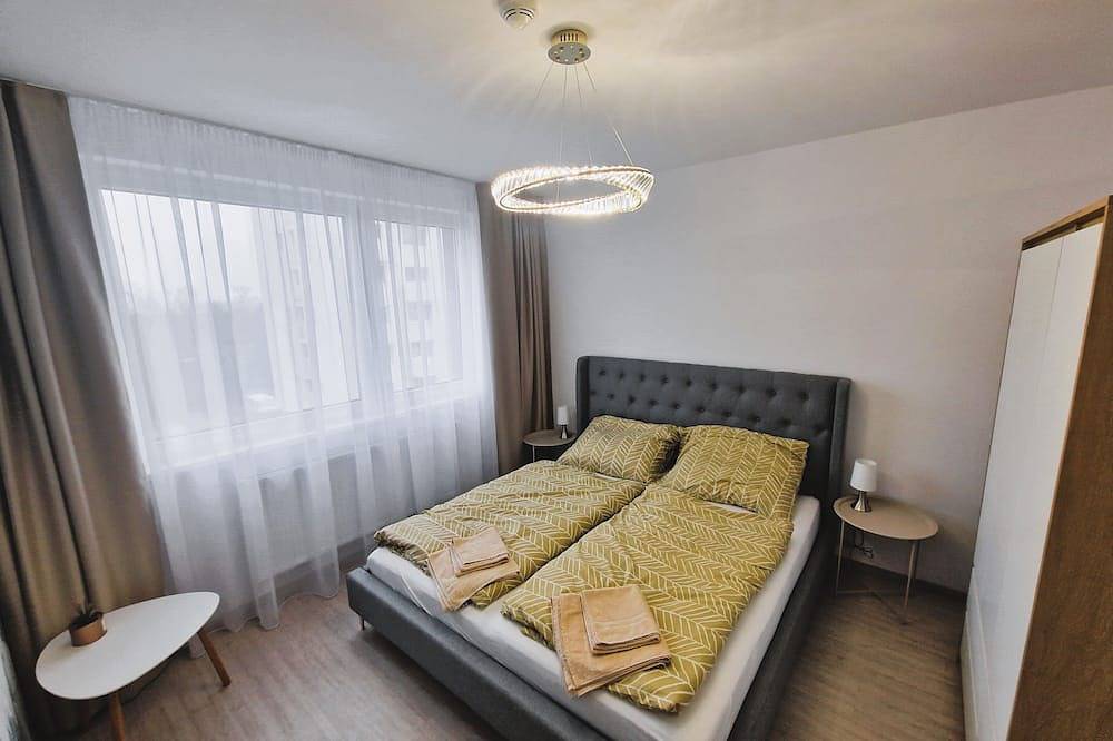 Ganze Wohnung, Charming 1-bedroom apartment with underground parking, Wifi,  in lovely Ružinov in Bratislava, Bratislava und Umgebung