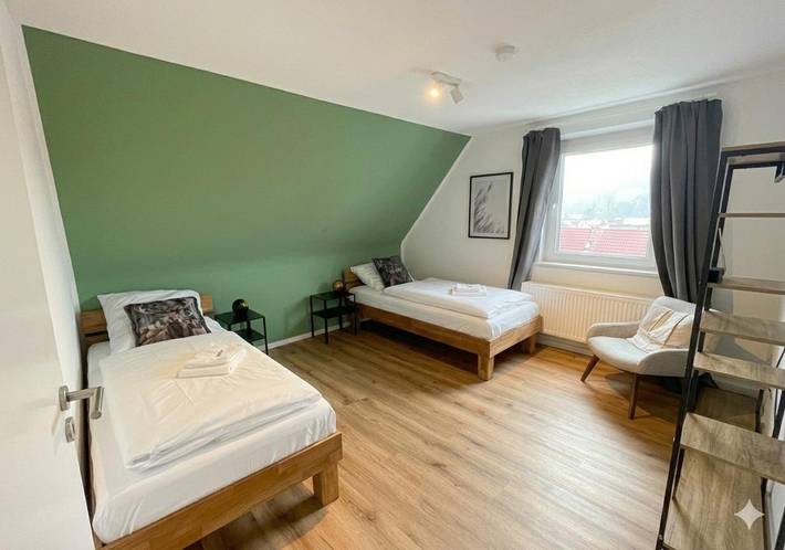 Ferienwohnung für 6 Personen, mit Balkon und Terrasse sowie Garten und Ausblick in Blaustein
