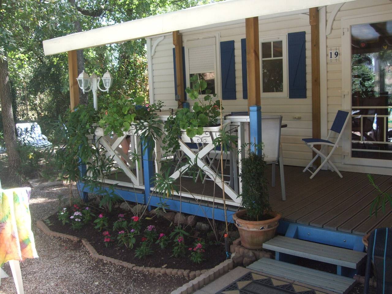 Mobile Home 'Topaze' with Shared Pool, Wi-Fi and Air Conditioning in Puget-sur-Argens, Mediterranean Coast (France)