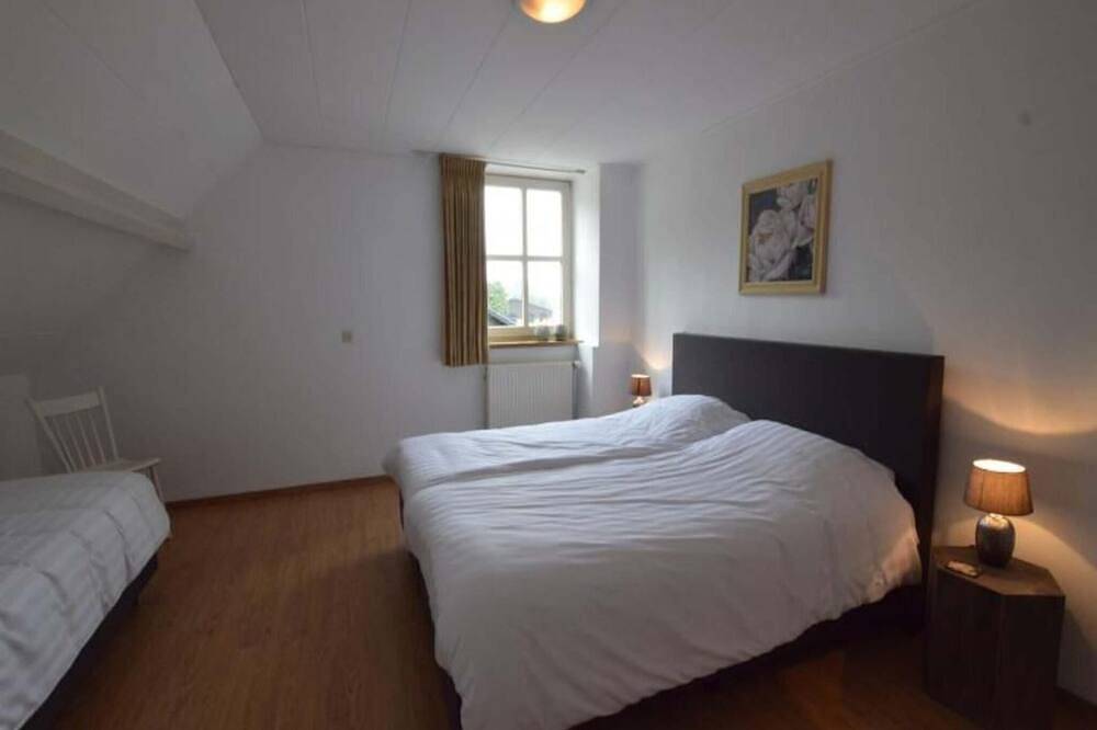 Groepsboerderij met grote tuin en weids uitzicht in Noord-Brabant