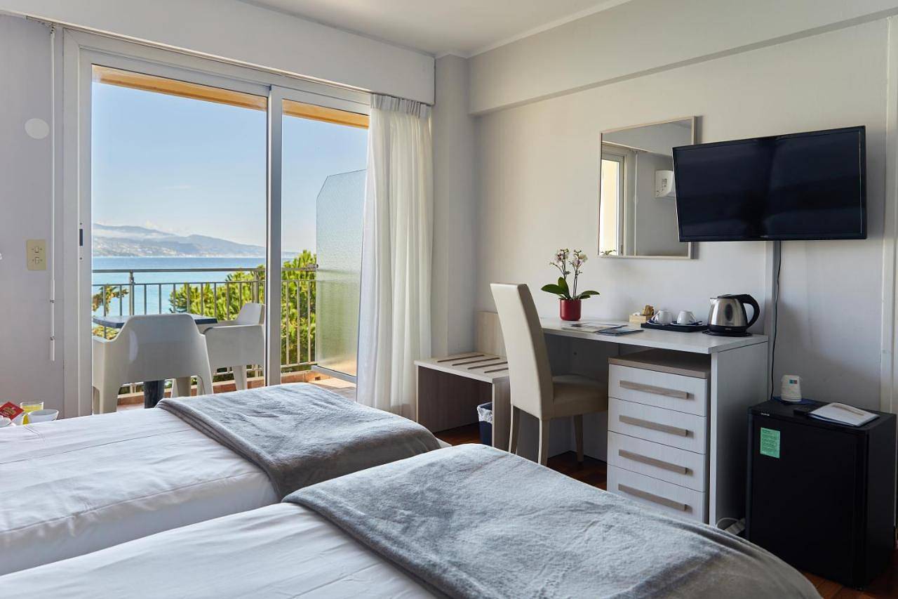 Hôtel Alexandra in Roquebrune-Cap-Martin, Côte méditerranéenne (France)