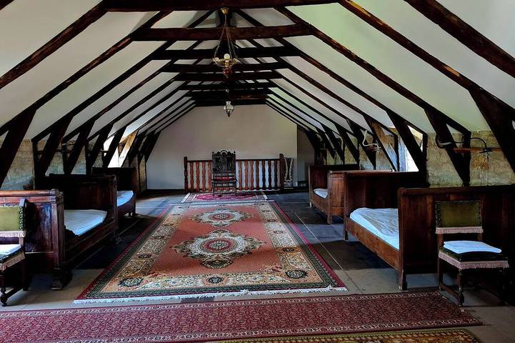 Location de vacances pour 10 personnes, avec jardin, animaux acceptés à Saint-Laurent-d'Olt - 3