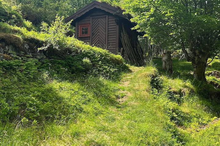 Tradisjonell norsk hytte i Rasdalen in Voss