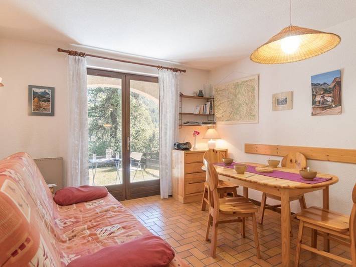 Ferienwohnung für 5 Personen, mit Terrasse und Garten