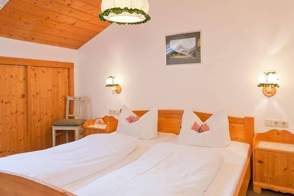 Ferienwohnung Nr. 5 - Heckenrose (2 Schlafz.) - Zoberhof in Oberammergau, Bayerische Alpen