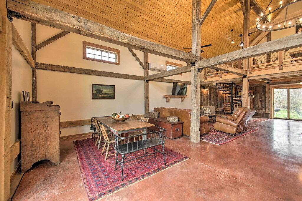 Bloomington Cabin: 4 Mi to Indiana University in Monroe County (IN)