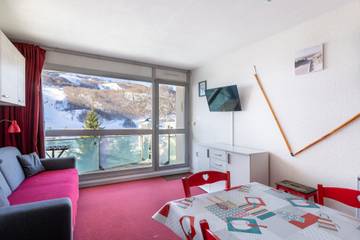 Location De Vacances pour 7 Personnes dans Gourette, Eaux-Bonnes, Photo 1