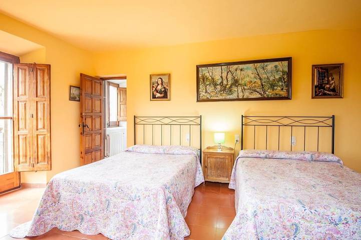 Location de vacances pour 40 personnes, avec jardin et balcon, animaux acceptés à Sils - 4