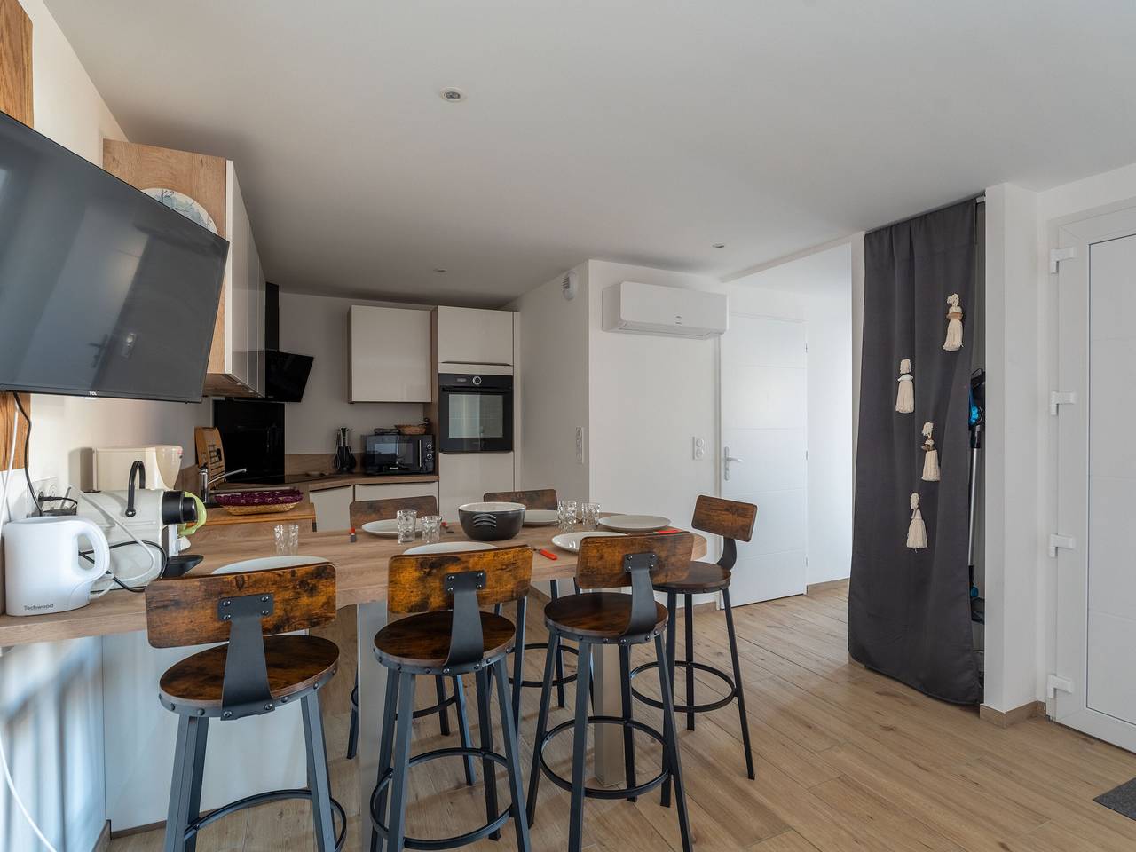 Ganze Wohnung, T3-Wohnung in der Nähe des Ozeans, Biscarrosse-Strand, für 6, Parkplatz in Biscarrosse Plage, Biscarrosse