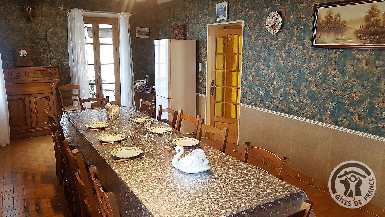 Gîte für 11 Personen mit Terrasse in Brullioles, Rhône
