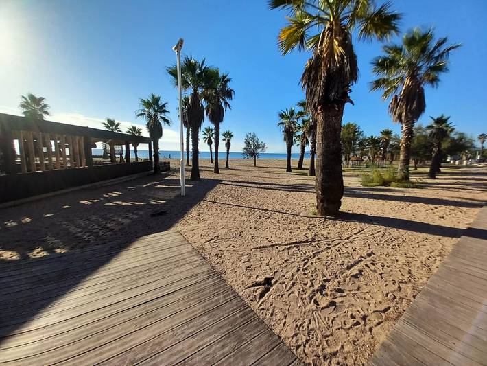 Gîte pour 6 personnes, avec piscine dans Plage du Port Fréjus - 4