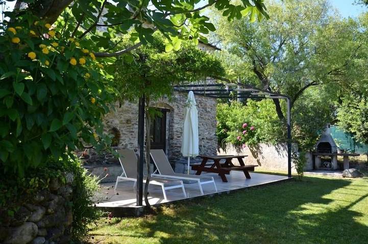 Maison de vacances pour 6 personnes, avec terrasse ainsi que jardin et piscine - 1