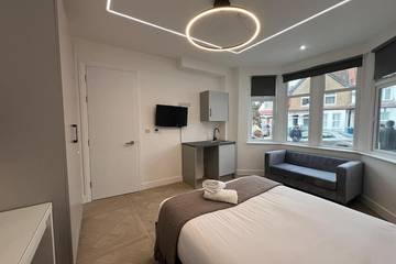 Apartment for 2 People in Harrow, London, Photo 1