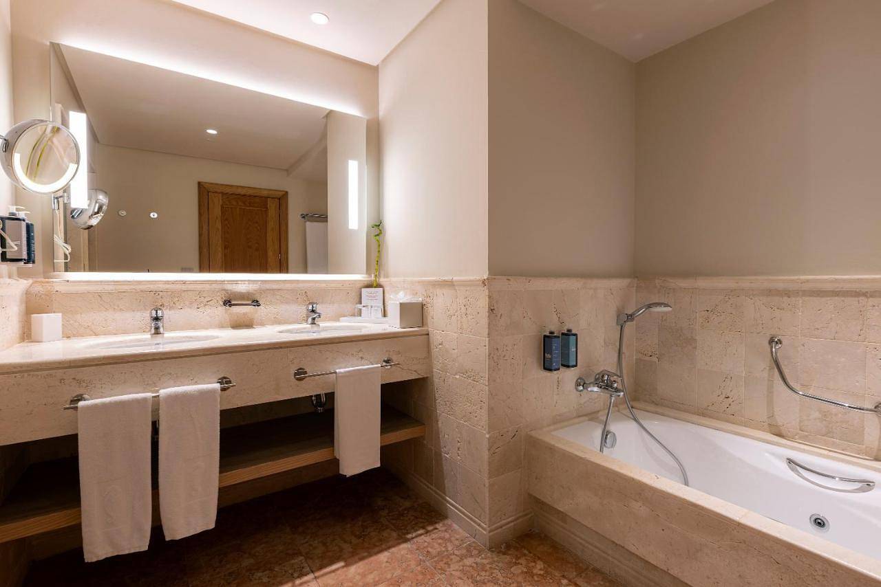Hipotels Barrosa Palace & Spa in Novo Sancti Petri, Chiclana de la Frontera