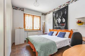 Gîte pour 4 personnes, avec balcon dans Asti