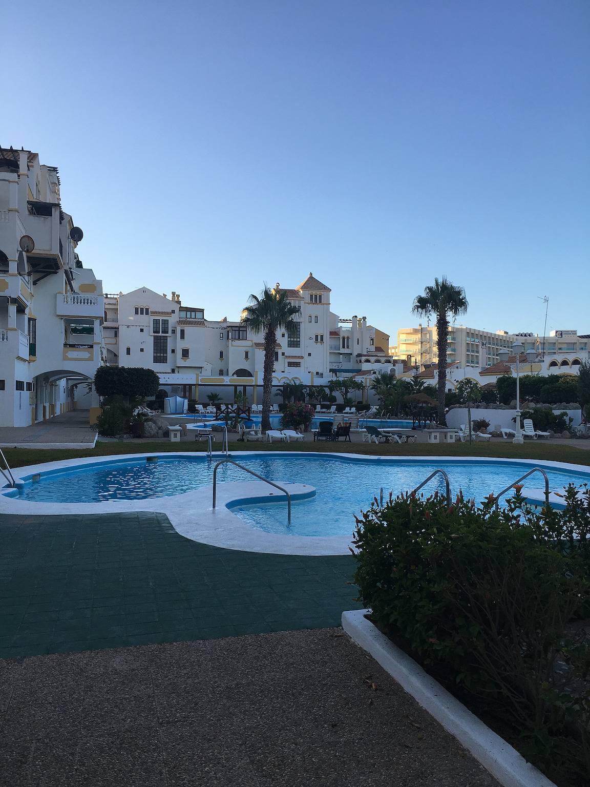 Apartamento inteiro, Apartamento "Roquemar Dreams 612" com piscina partilhada e Wi-Fi in Playa La Bajadilla, Roquetas de Mar