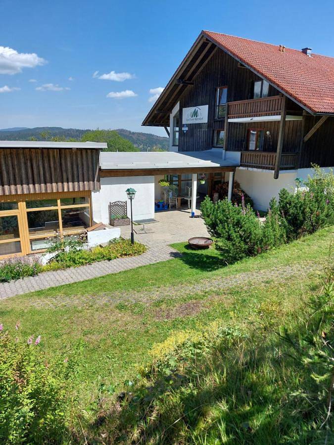 Ferienwohnung für 2 Personen, mit Terrasse und Garten sowie Sauna und Ausblick in Philippsreut - 4