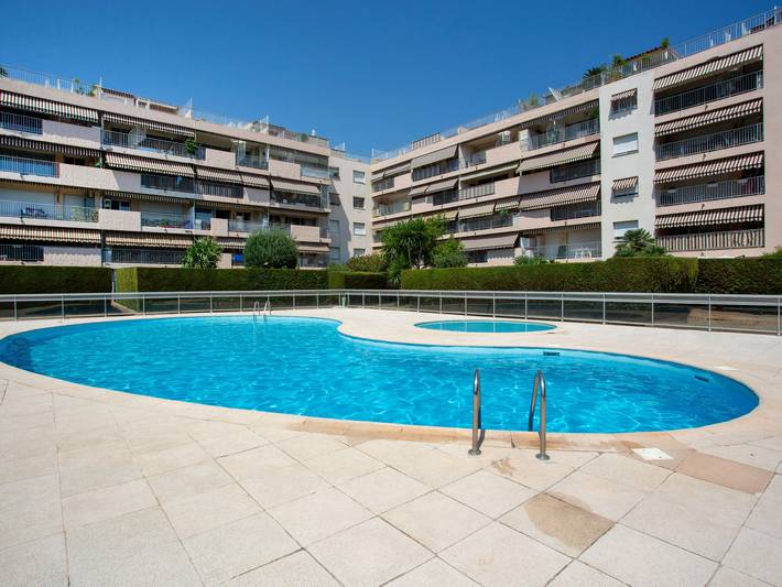 Location de vacances pour 6 personnes à Saint-Laurent-du-Var