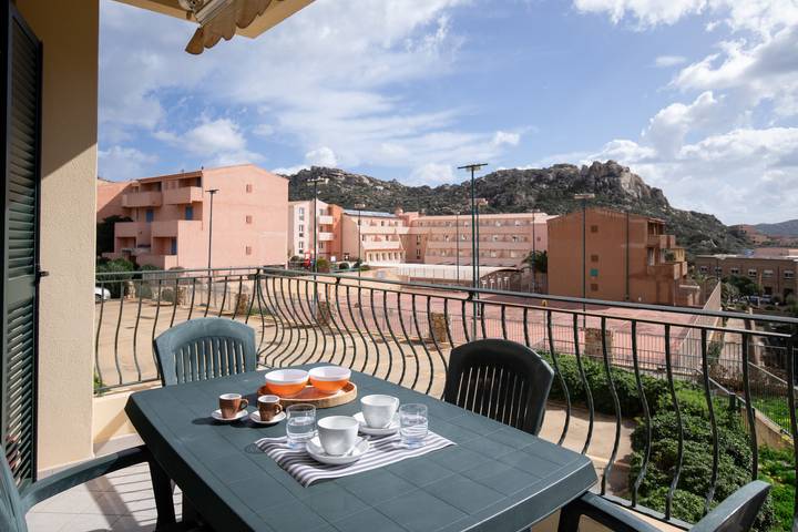 Holiday rental for 6 people, with terrace in La Maddalena
