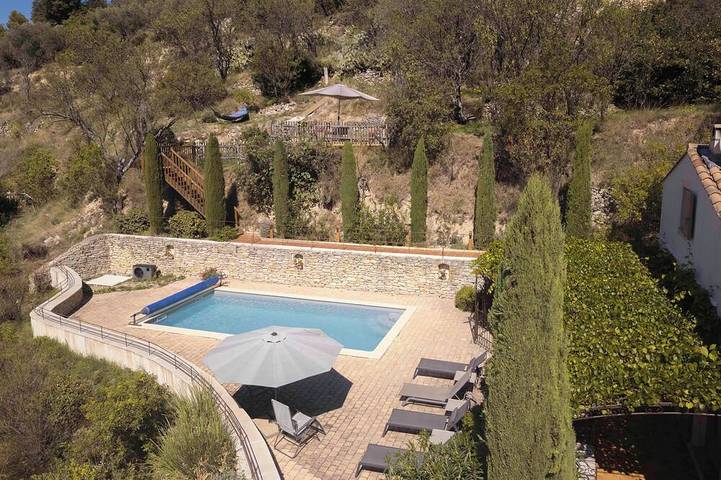 Location de vacances pour 8 personnes, avec Terrasse et Jardin à La Roque-Alric