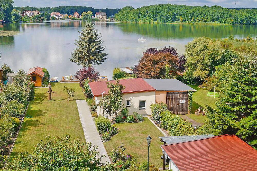 Awesome home in Lychen with Wifi in Lychensee, Lychen