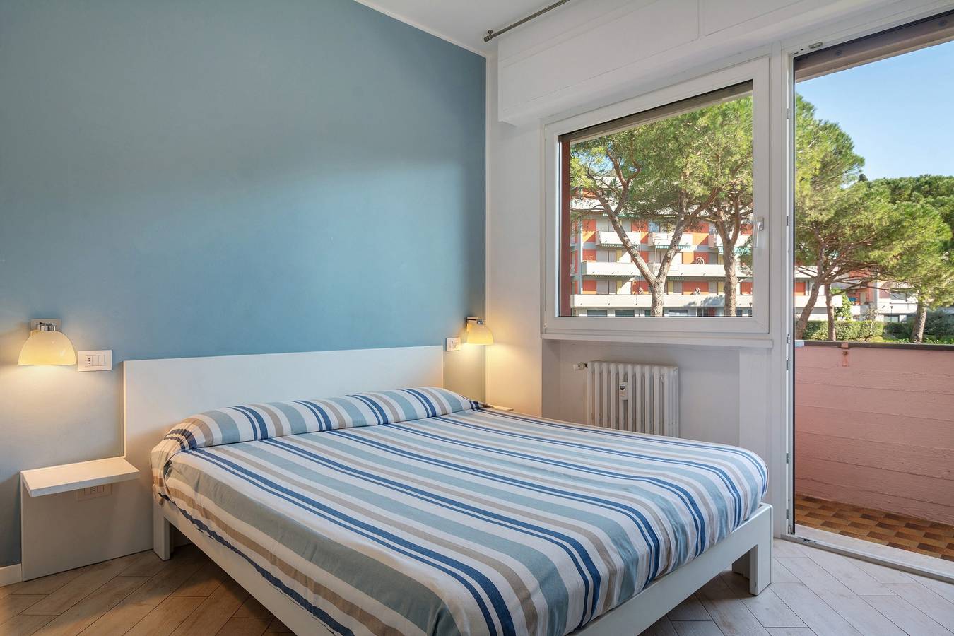 Ganze Wohnung, Apartment 'Solaria' mit Balkon, Wlan und Klimaanlage in Rapallo (Stadt), Rapallo