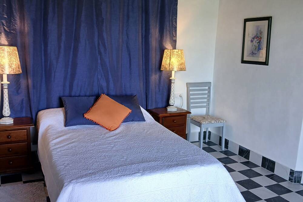 Tranquil rural Villa sleeps 5, Exclusive Private Pool, great views, close to sea in Vera, Cordillera Penibética