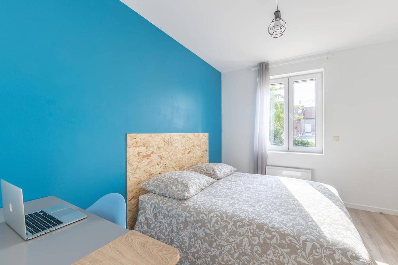 Villa Spacieuse 6 ch/12 personnes/ 6 Sdb Wc privée in Valenciennes, Région de Valenciennes