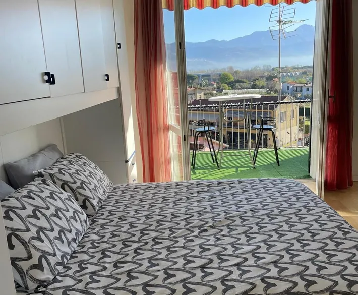Ferienwohnung für 3 Personen, mit Terrasse und Ausblick - 1