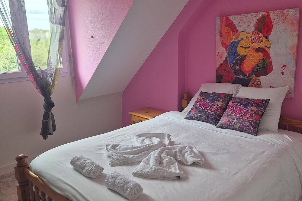 Beautiful Breton house with swimming pool  in Pluvigner, Region de Lorient